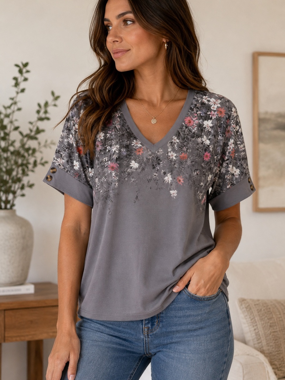 OFEEFAN woman size 2XL Gray Floral V-Neck Short Sleeve Top stretch comfy NWT